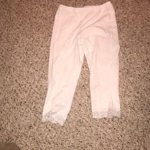 White cropped leggings